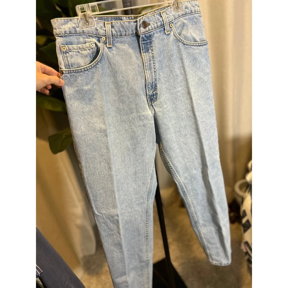 Levis 550 Relaxed Fit Tapered Leg Light Wash Blue Denim Jeans 36x32 Vintage